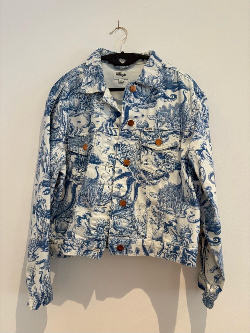 Wrangler Blue & White Scenic Print Denim Jacket